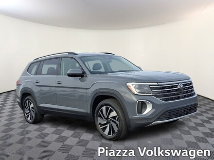 2026 Volkswagen Atlas SE With Technology Sport Utility