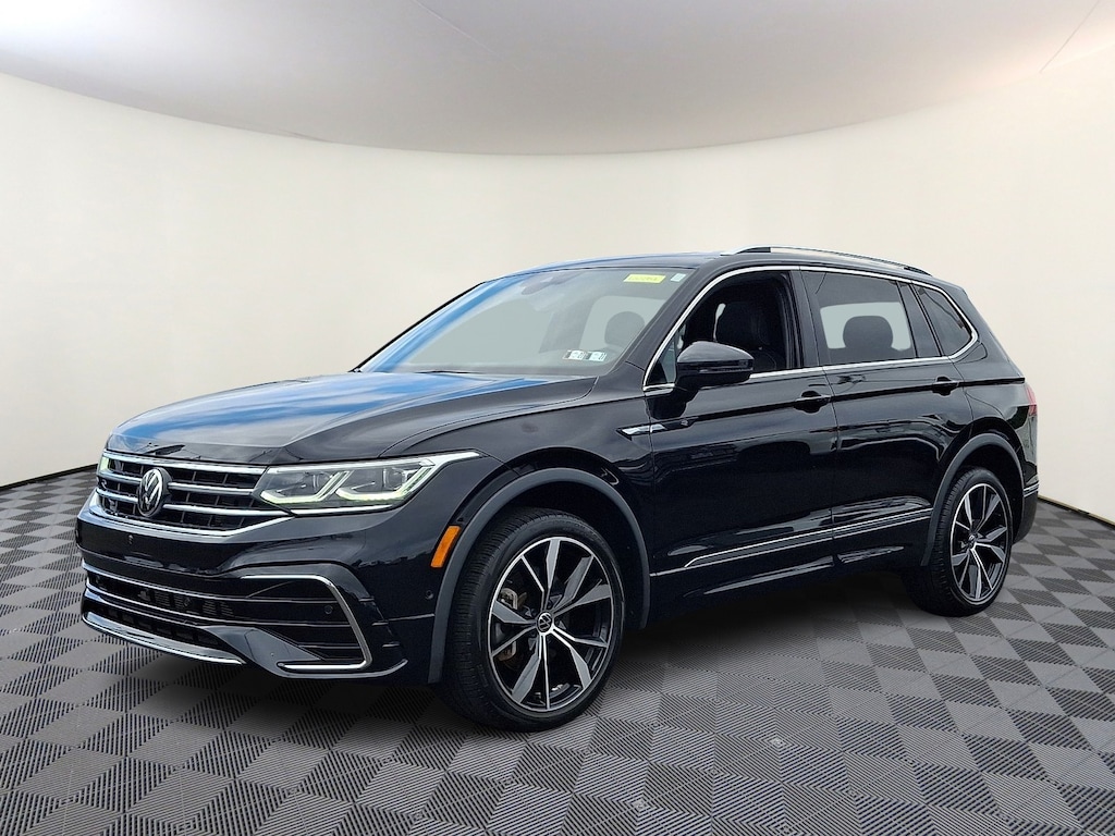 Certified 2023 Volkswagen Tiguan 2.0T SEL R-Line Sport Utility