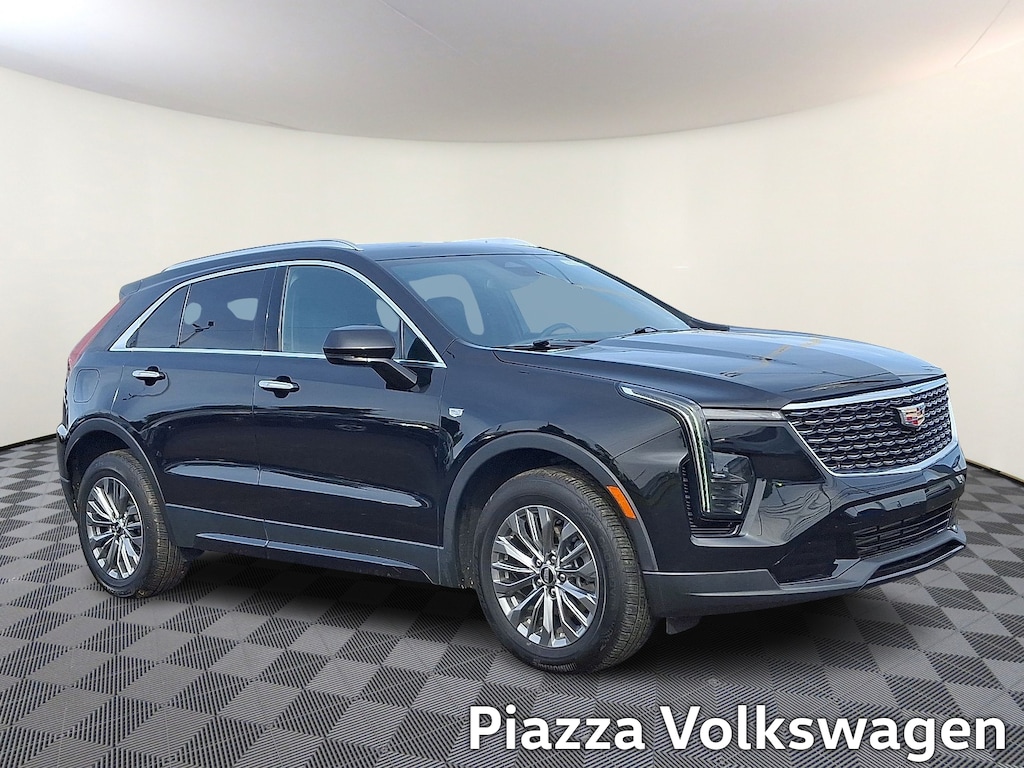 Used 2024 Cadillac XT4 AWD Premium Luxury Sport Utility