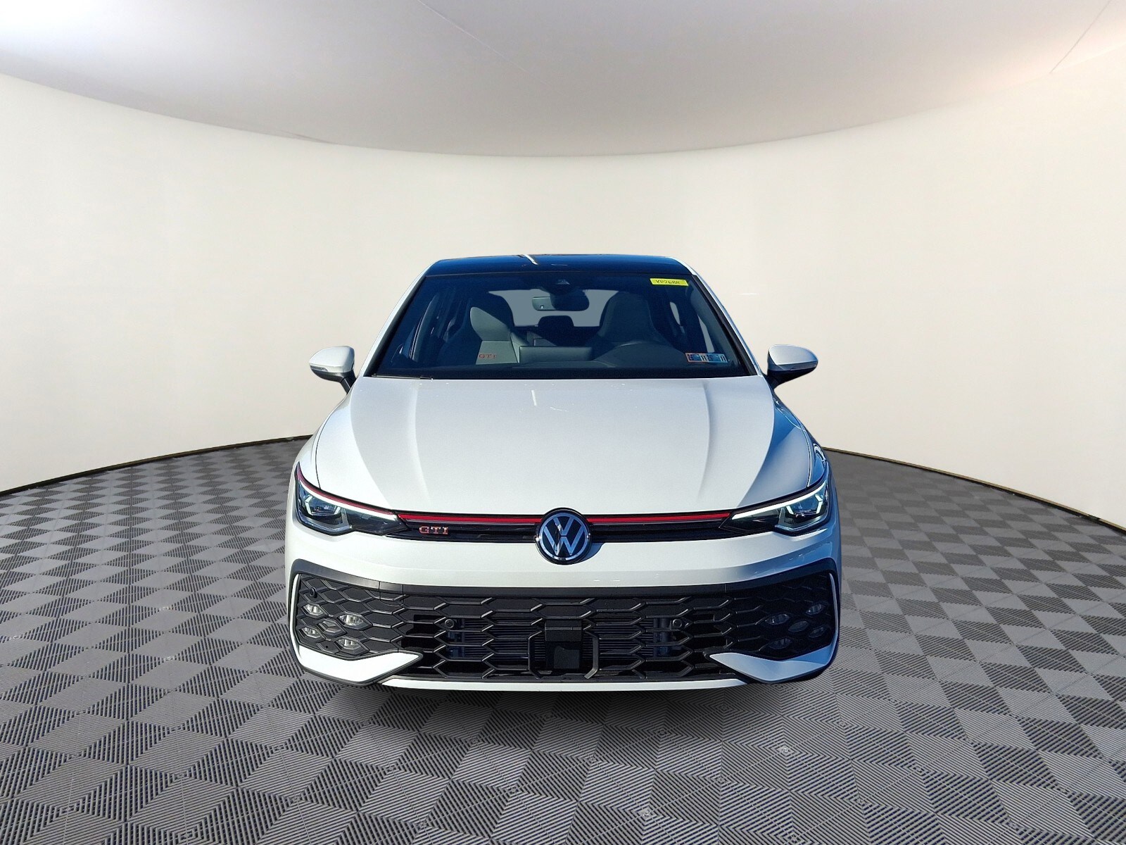 2025 Volkswagen Golf GTI SE photo 2