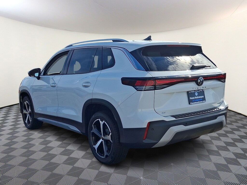 New 2026 Volkswagen Tiguan SE Sport Utility