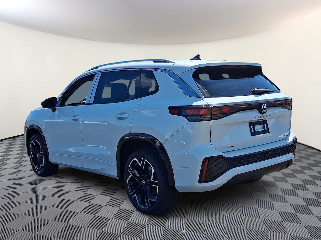New 2026 Volkswagen Tiguan SEL R-Line Turbo Sport Utility