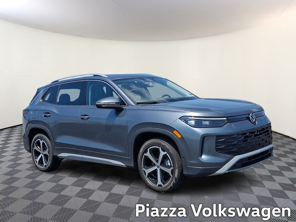 New 2026 Volkswagen Tiguan SE Sport Utility