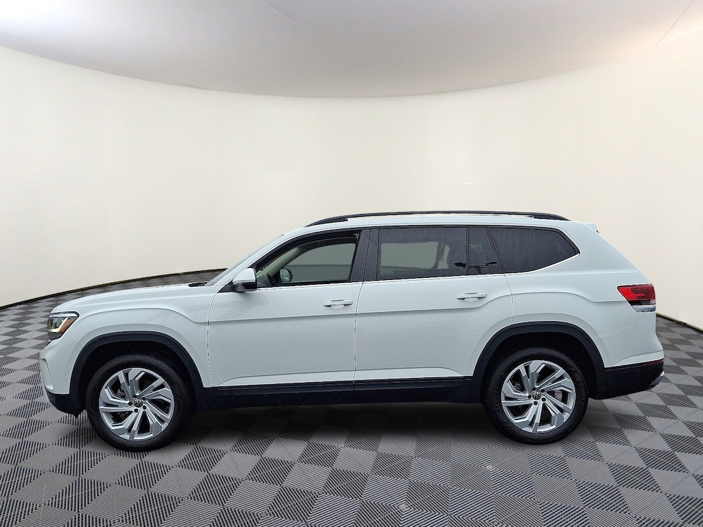 Used 2023 Volkswagen Atlas 2.0T SE w/Technology Sport Utility