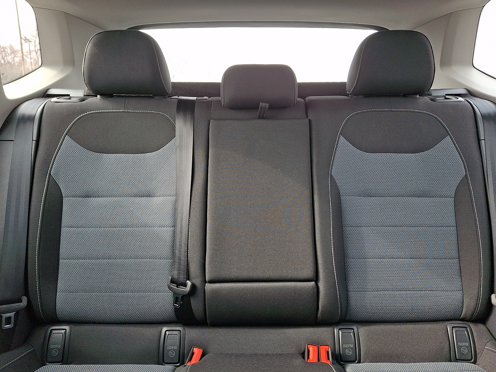 2025 Volkswagen Taos S - Photo 15