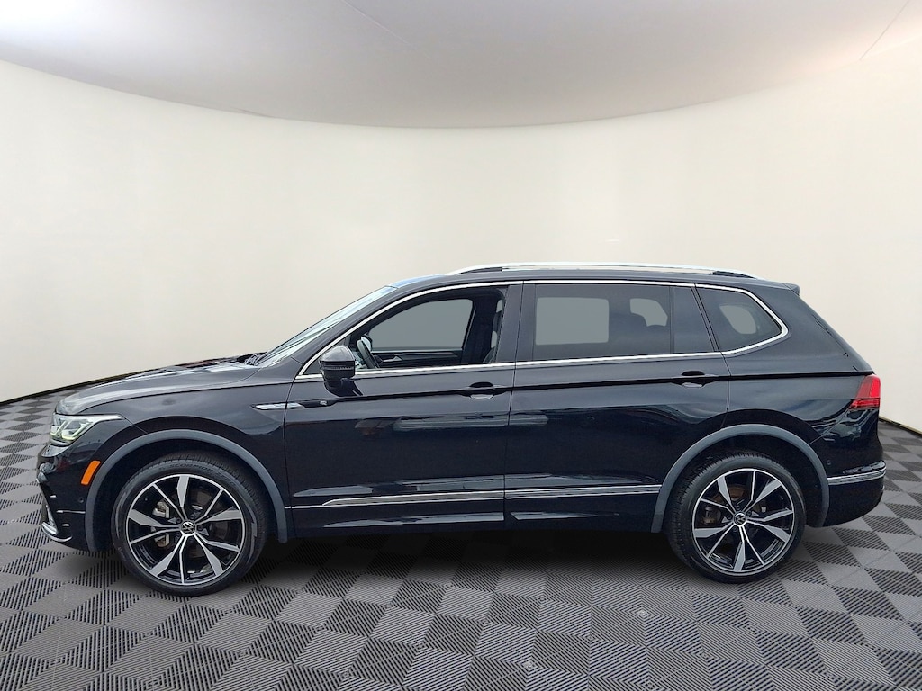 Certified 2023 Volkswagen Tiguan 2.0T SEL R-Line Sport Utility