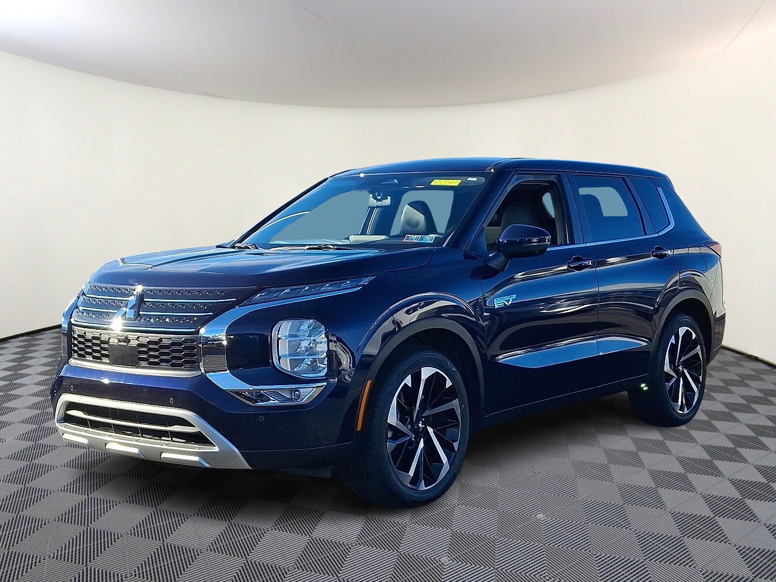 2023 Mitsubishi Outlander PHEV SE S-AWC photo 3