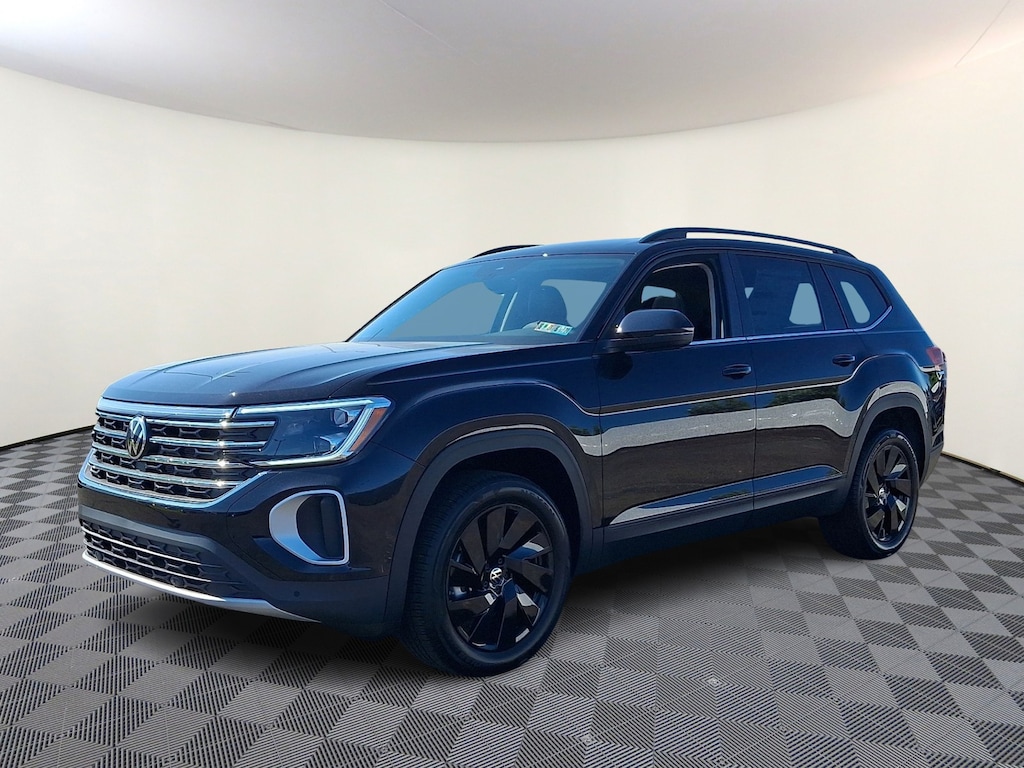 New 2026 Volkswagen Atlas SE With Technology Sport Utility
