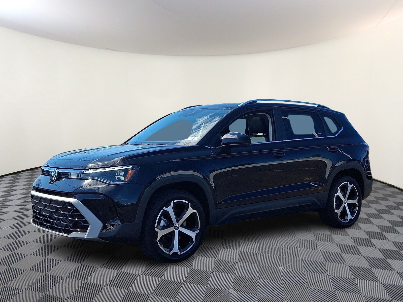 2025 Volkswagen Taos SEL - Photo 2