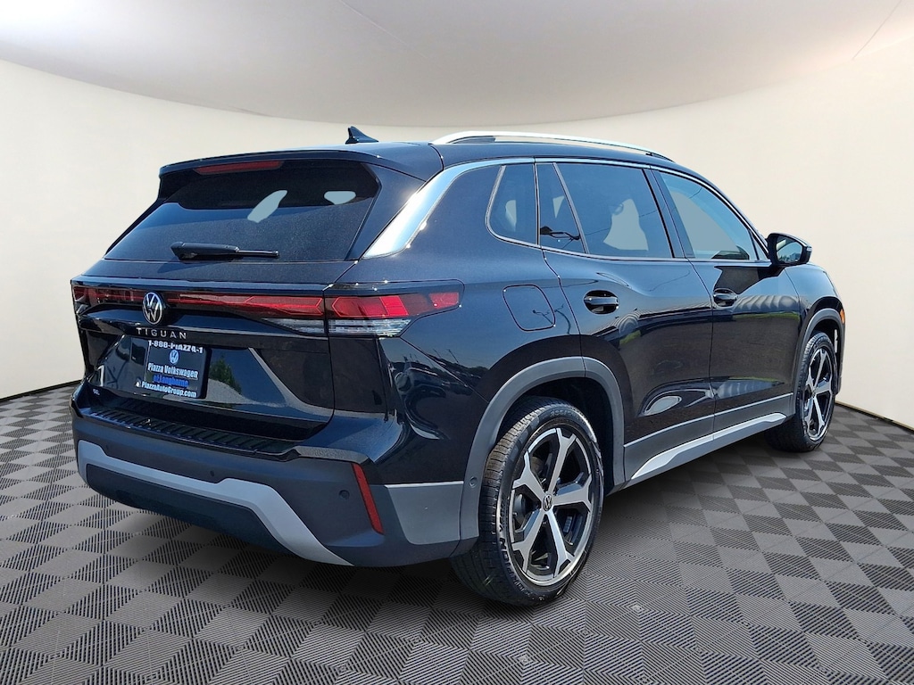 New 2026 Volkswagen Tiguan SE Sport Utility