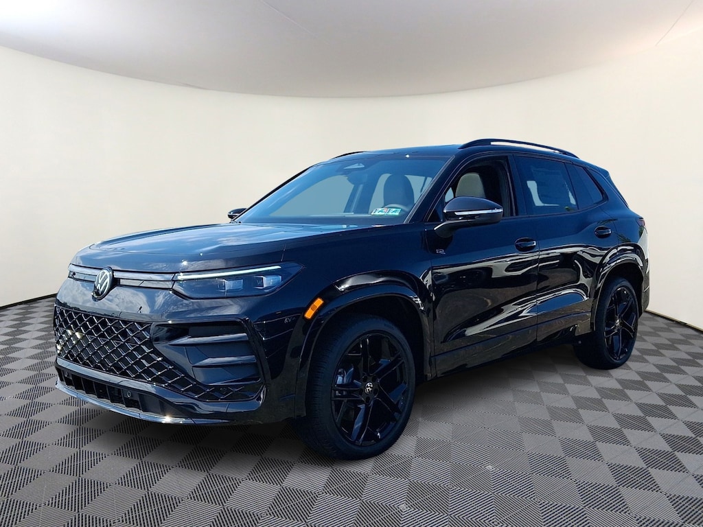 New 2026 Volkswagen Tiguan SE R-Line Black Sport Utility