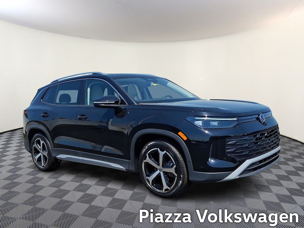 New 2026 Volkswagen Tiguan SE Sport Utility