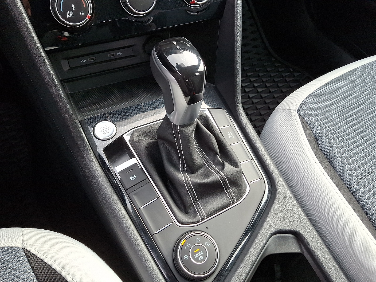 2025 Volkswagen Taos S - Photo 18