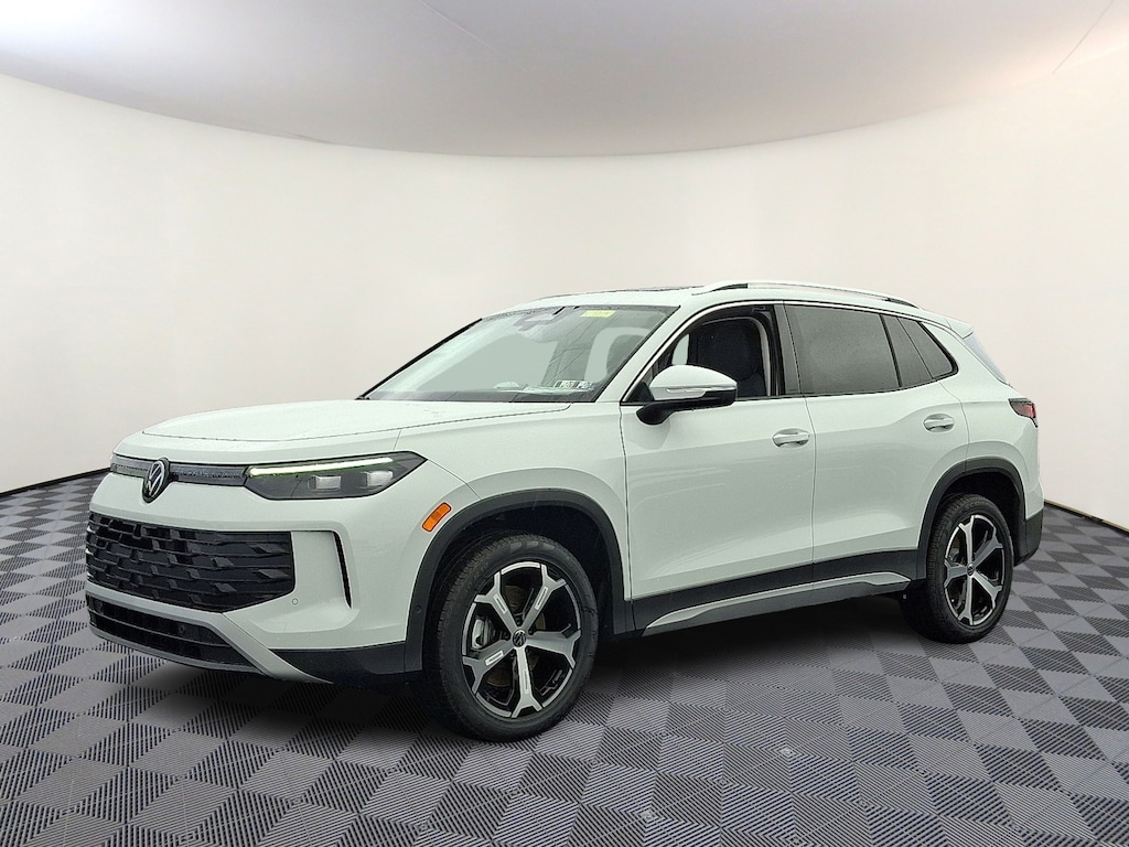 New 2026 Volkswagen Tiguan SE Sport Utility