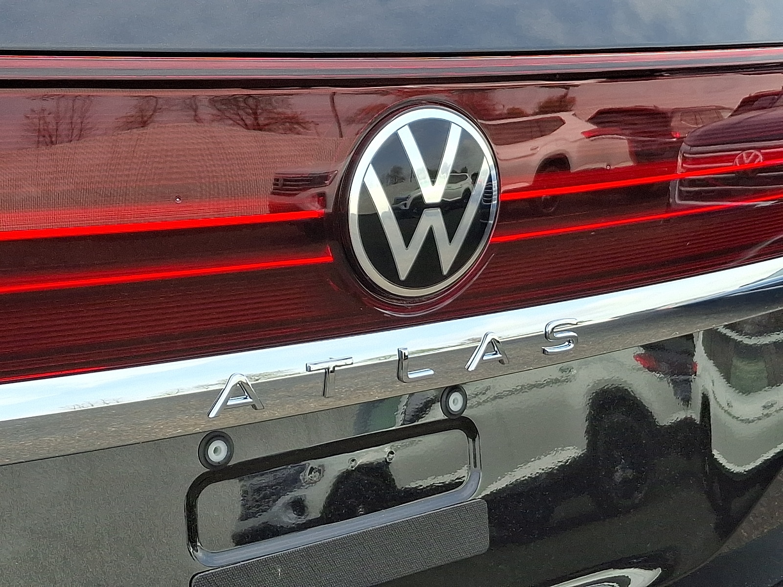 2026 Volkswagen Atlas SE w/Tech - Photo 11