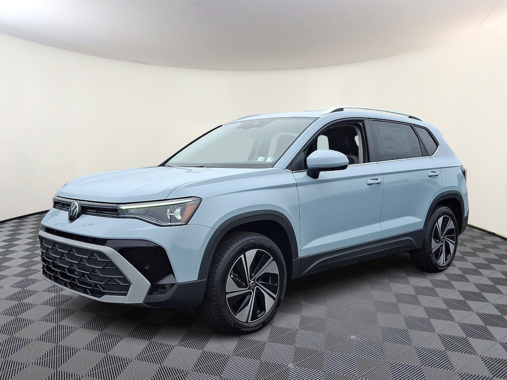 New 2026 Volkswagen Taos SE Sport Utility