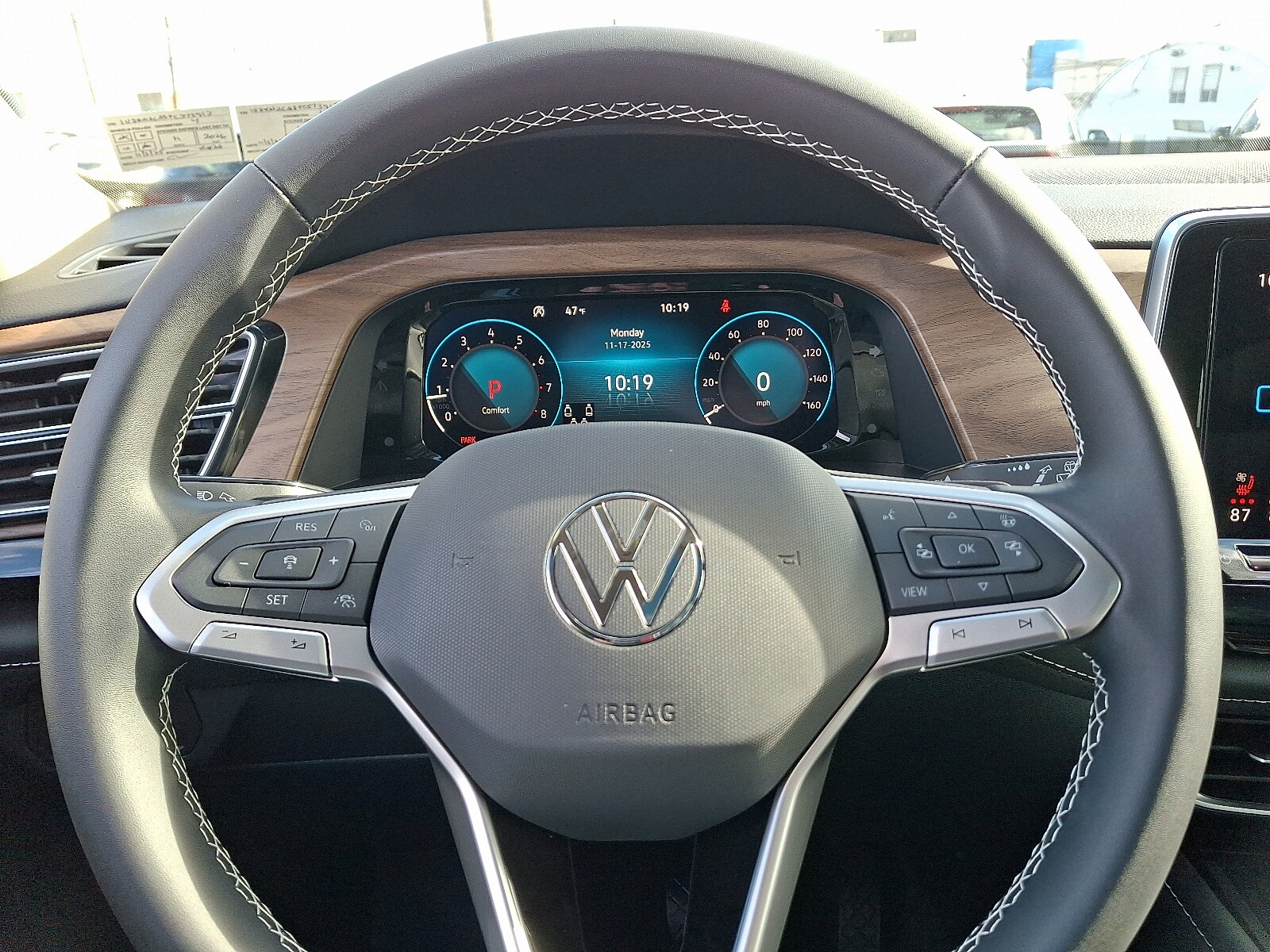 2026 Volkswagen Atlas SE w/Tech - Photo 9