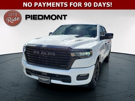 2026 Ram 1500 LARAMIE CREW CAB 4X4 5'7 BOX Pickup