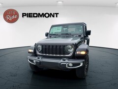 2025 Jeep Gladiator