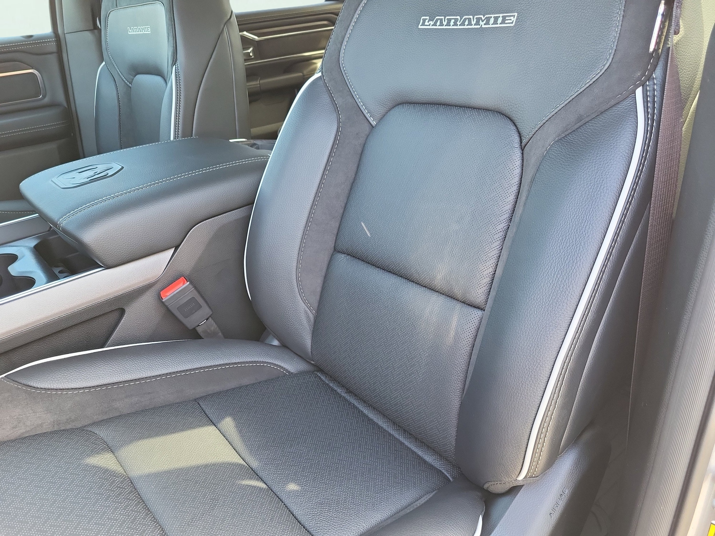 2026 RAM 1500 Laramie - Photo 24