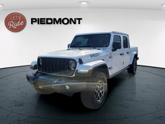2024 Jeep Gladiator
