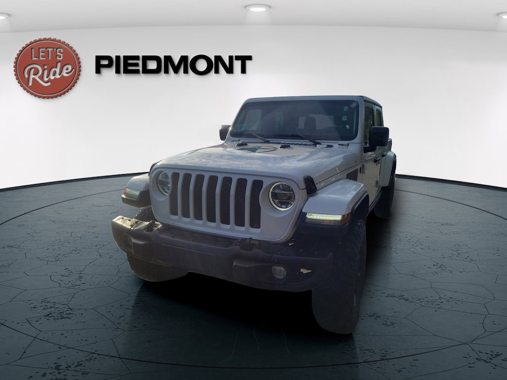 Certified 2021 Jeep Gladiator Freedom 4x4 *Ltd Avail* Truck Crew Cab