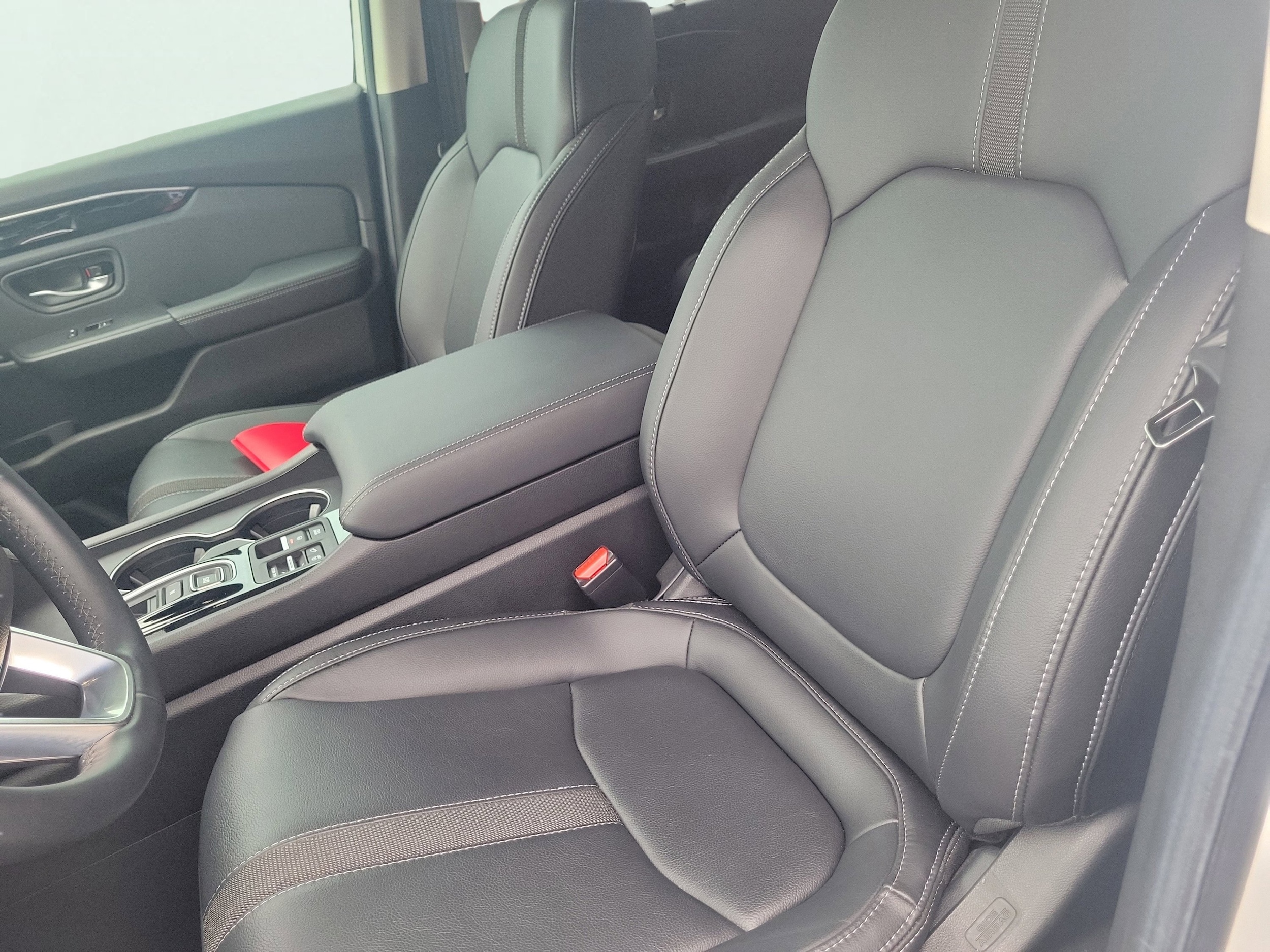 2025 Honda Pilot EX-L - Photo 23