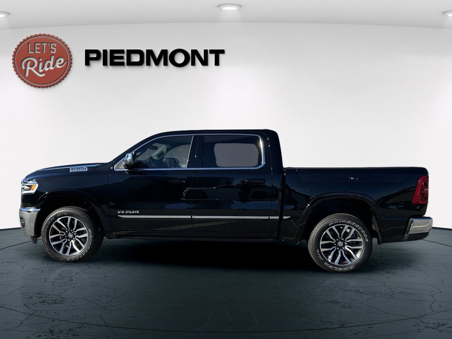 2025 Ram 1500 Limited photo 3