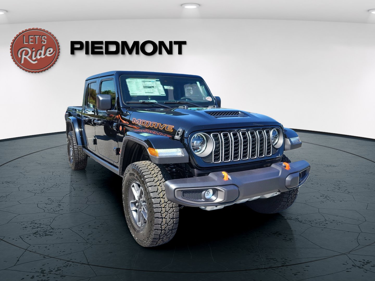 2025 Jeep Gladiator Mojave photo 3