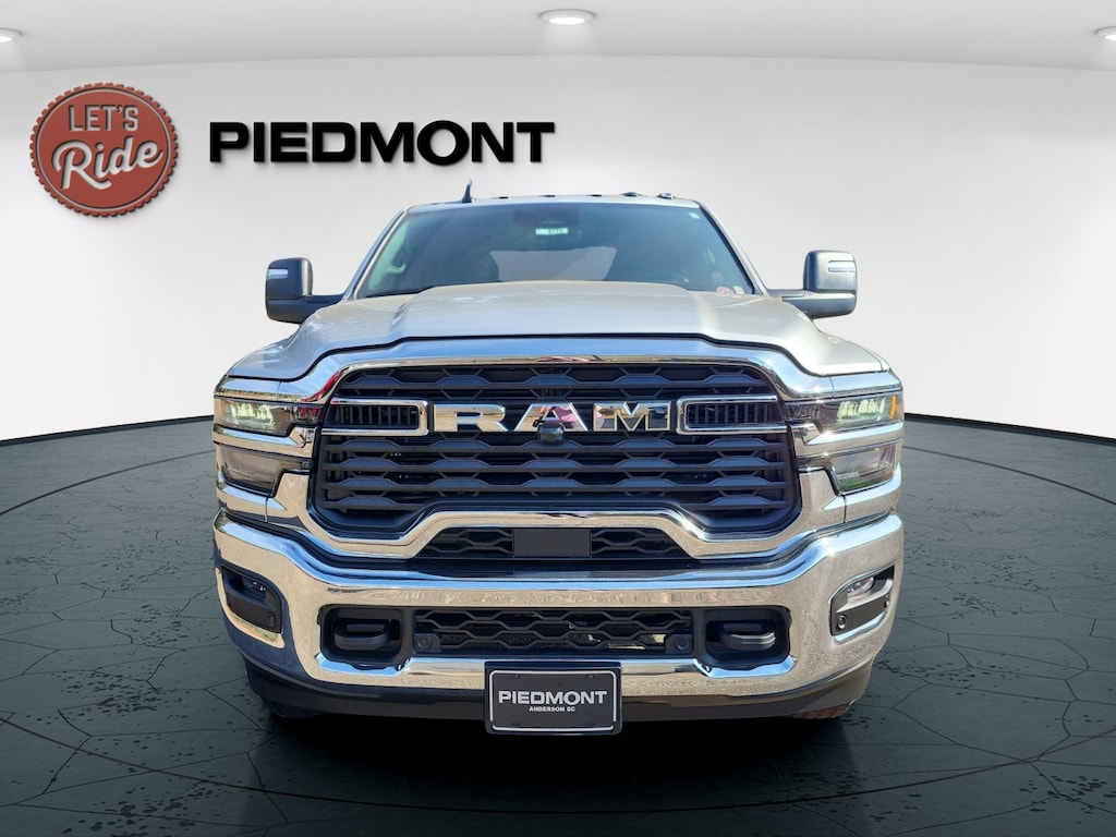 New 2026 Ram 2500 TRADESMAN CREW CAB 4X4 6'4 BOX Pickup