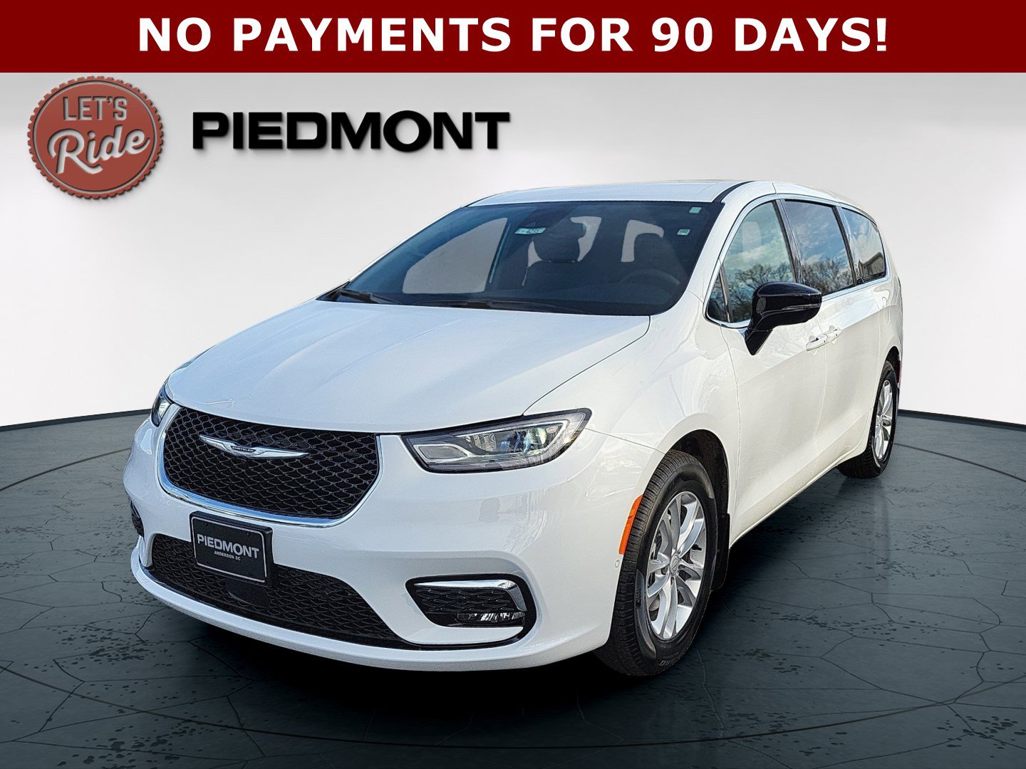 2026 Chrysler Pacifica Select's photo