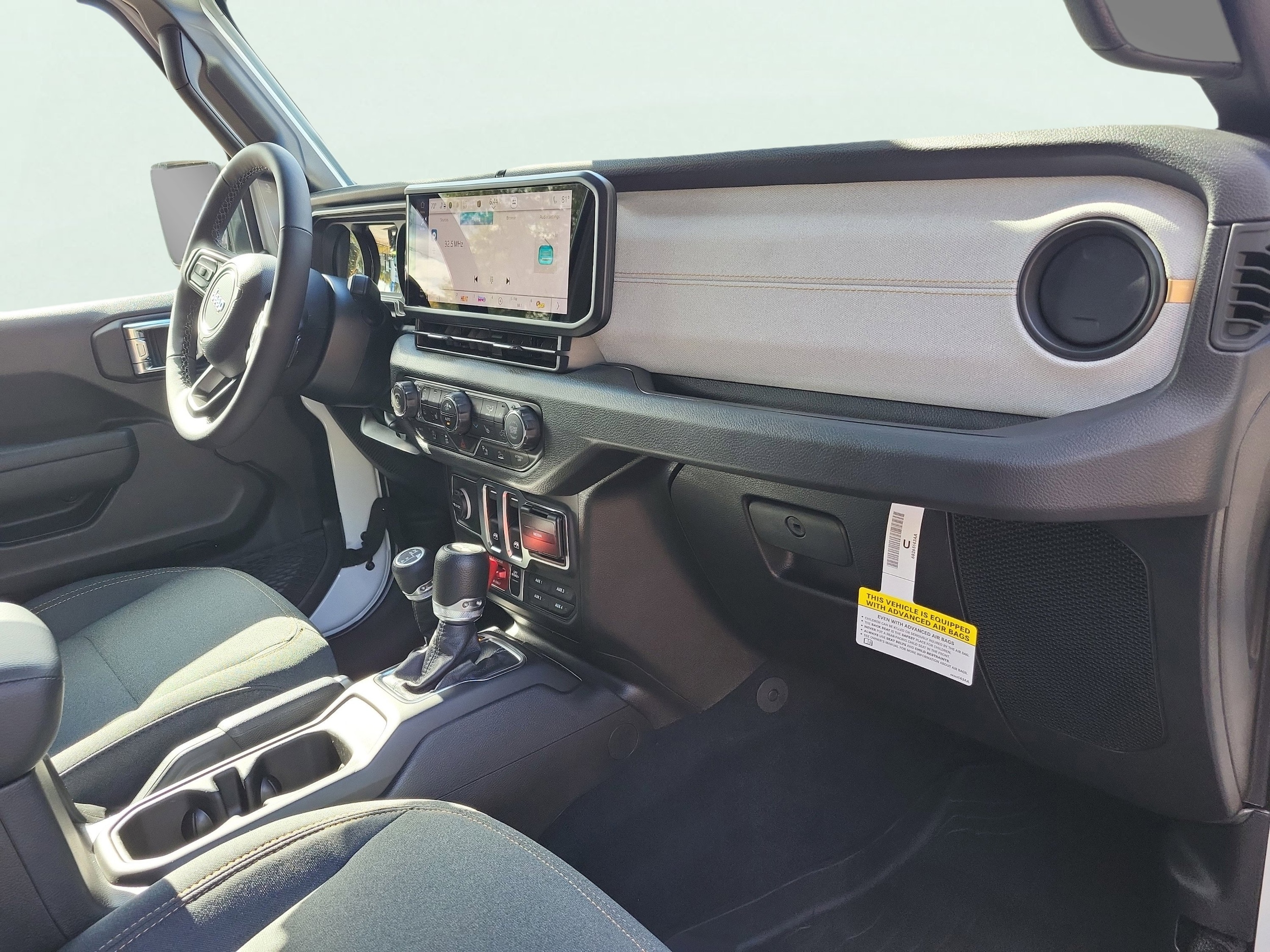 2026 Jeep Wrangler 2-Door Willys - Photo 18