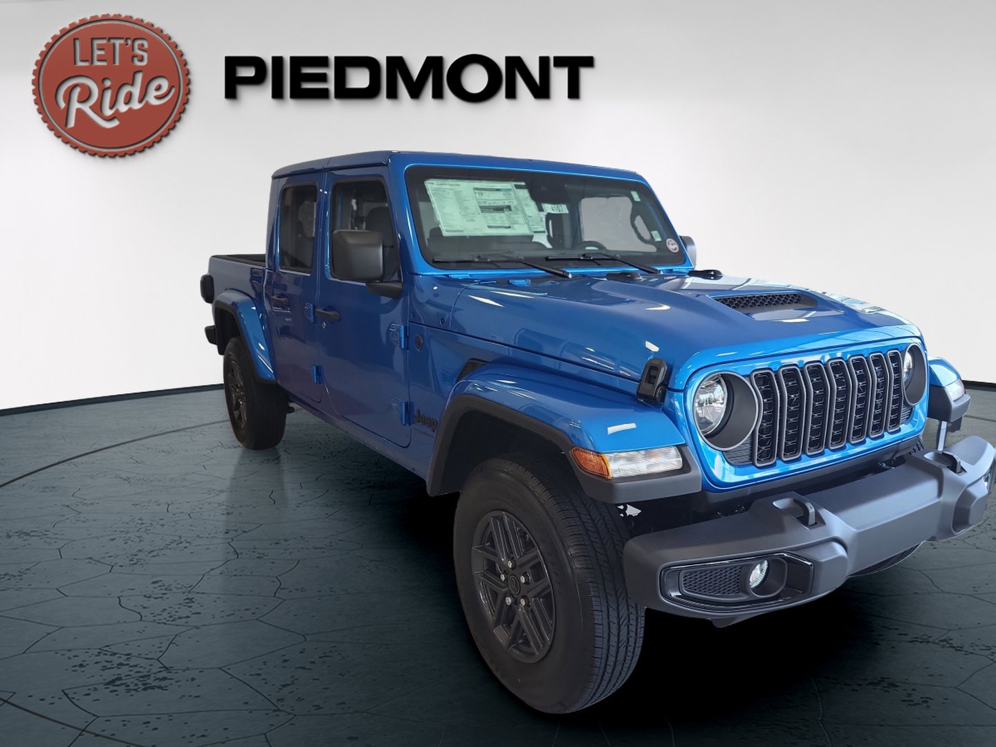 2025 Jeep Gladiator Sport S photo 3