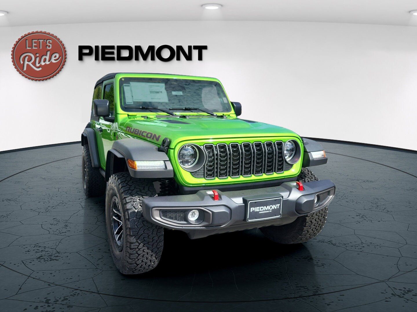 2025 Jeep Wrangler Rubicon photo 3