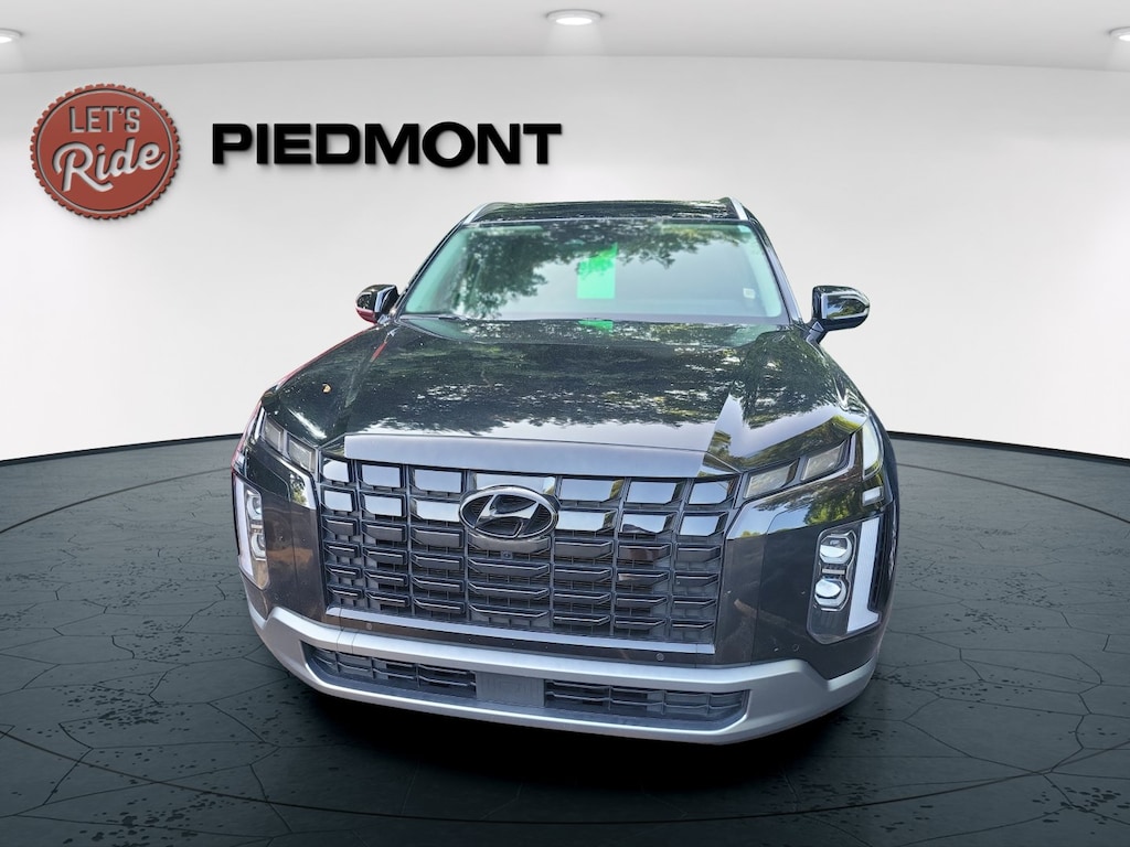 Used 2023 Hyundai Palisade Limited FWD SUV