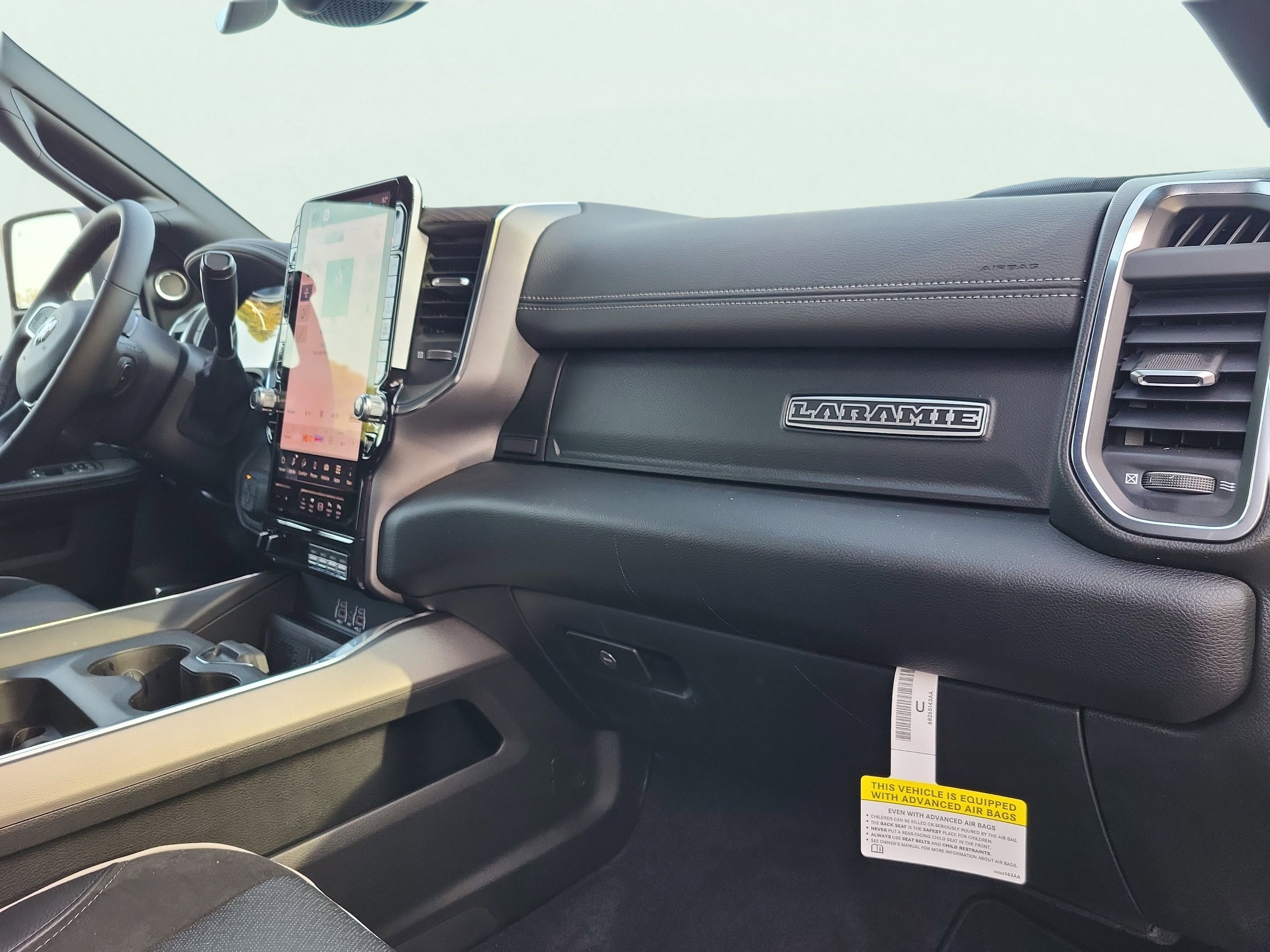 2026 RAM 2500 Laramie - Photo 21
