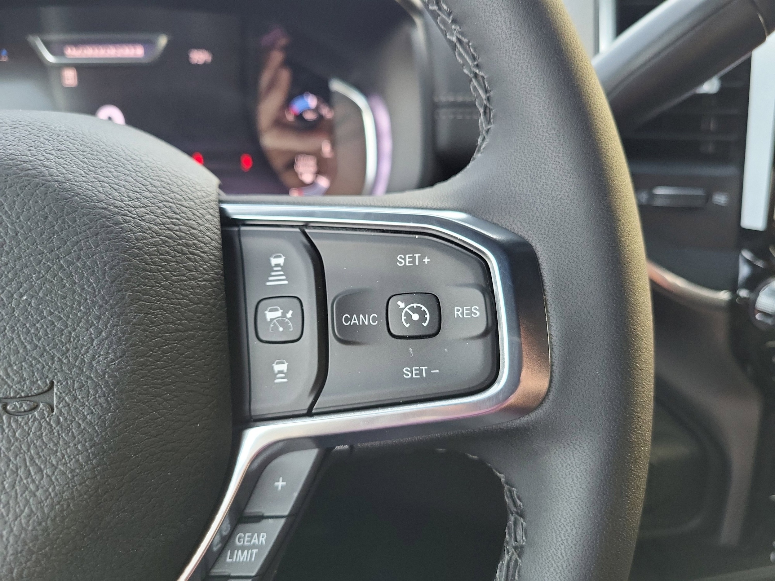 2026 RAM 2500 Laramie - Photo 30