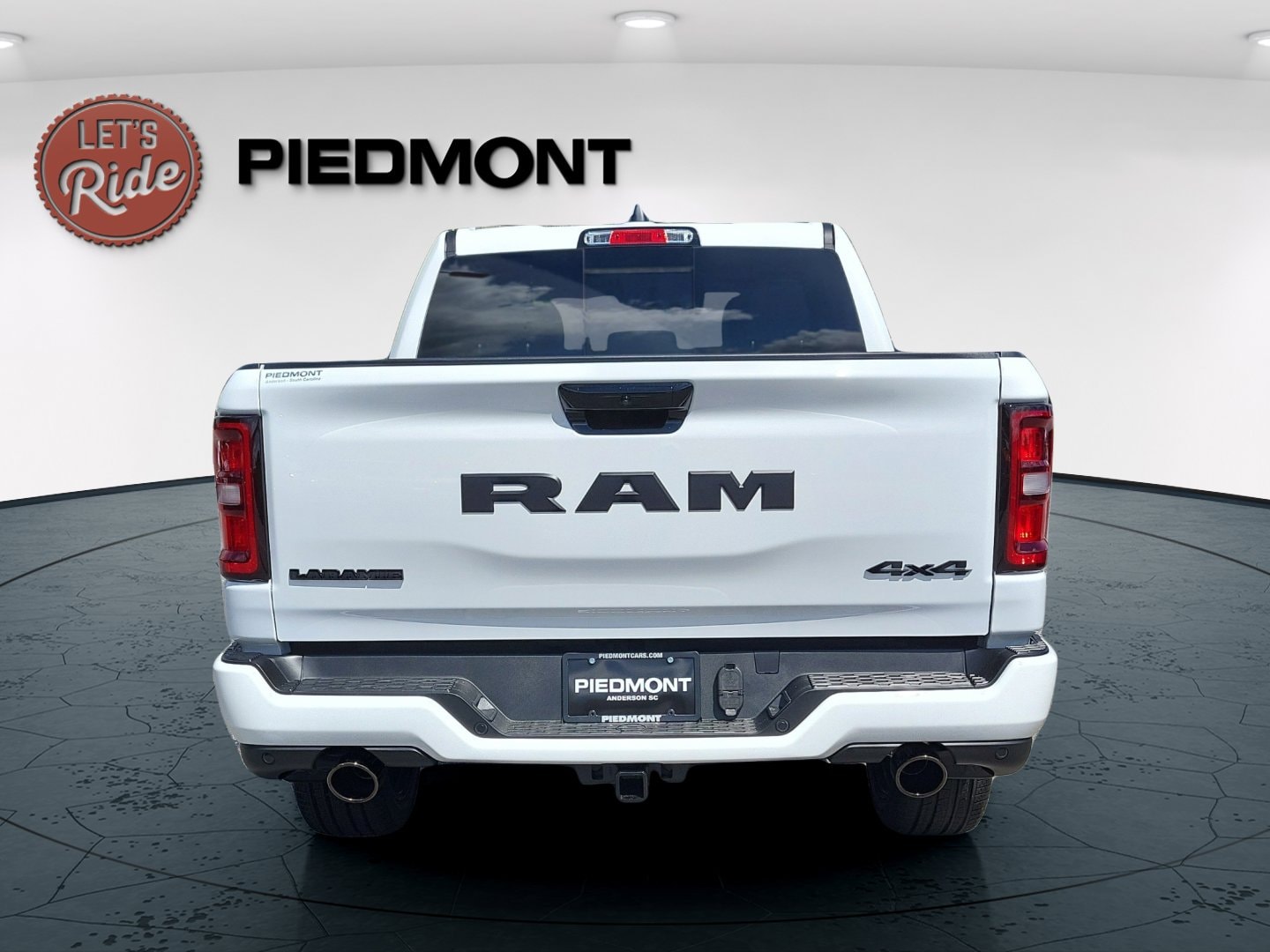 2026 RAM 1500 Laramie - Photo 8