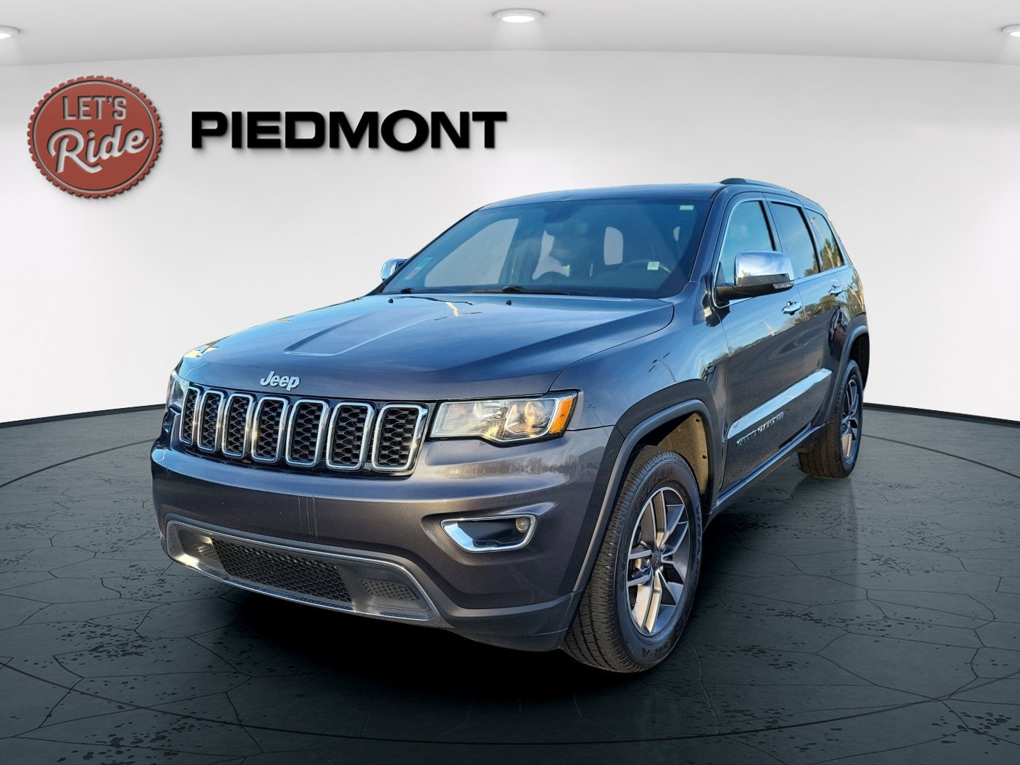 2019 Jeep Grand Cherokee Limited's photo