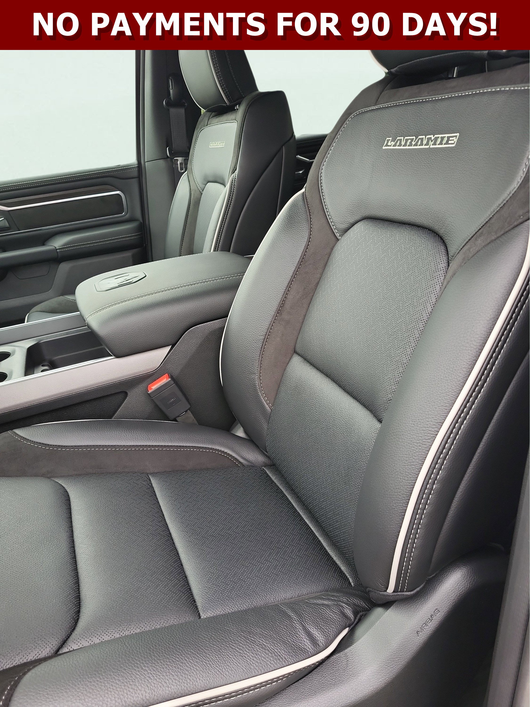 2026 RAM 1500 Laramie - Photo 17