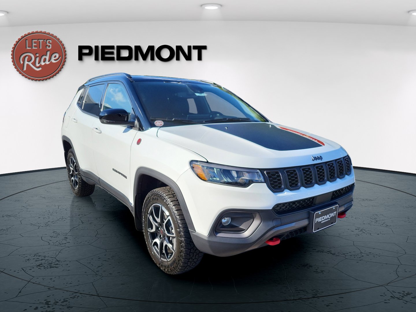 2026 Jeep Compass Trailhawk Sport photo 3