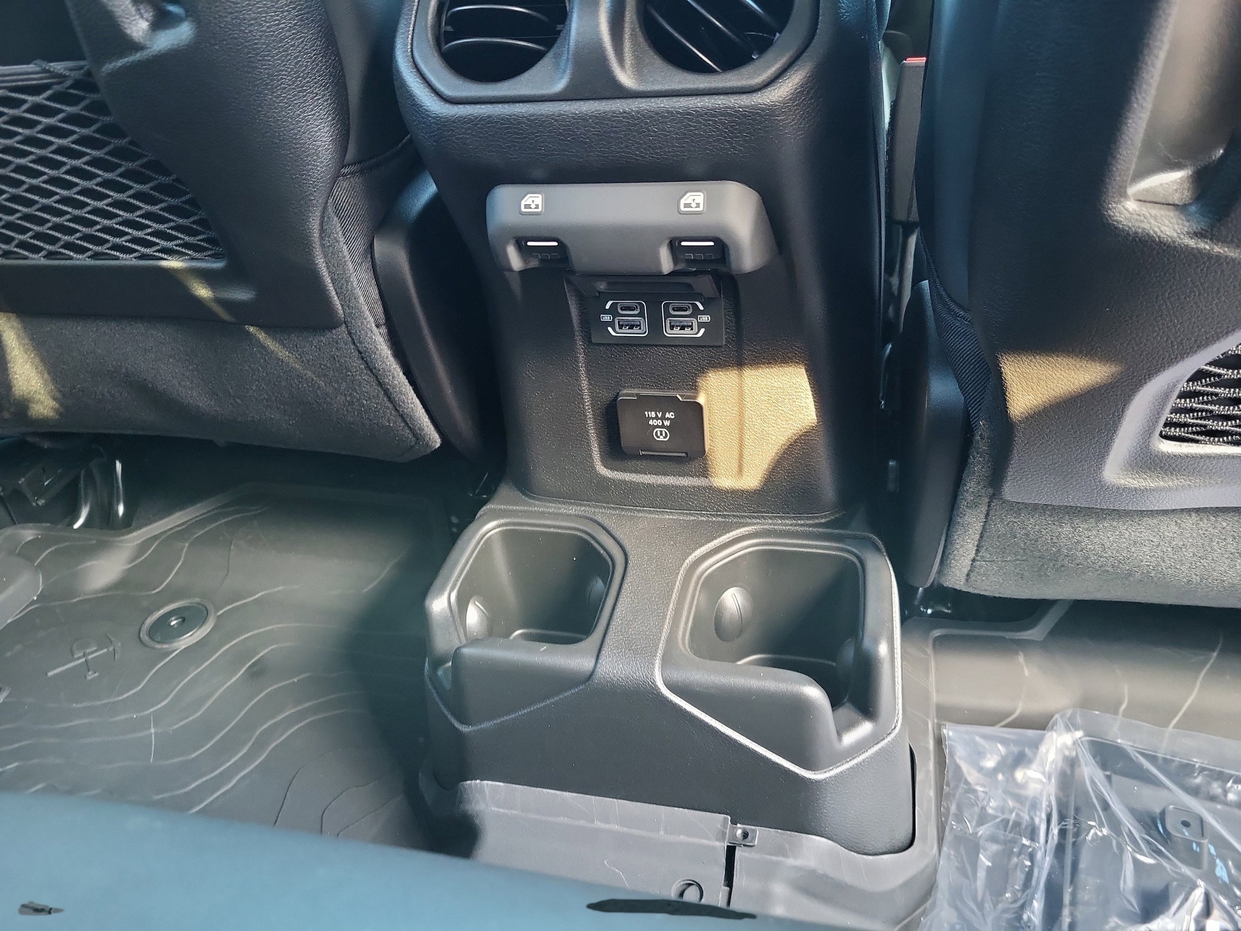 2025 Jeep Gladiator Rubicon - Photo 15