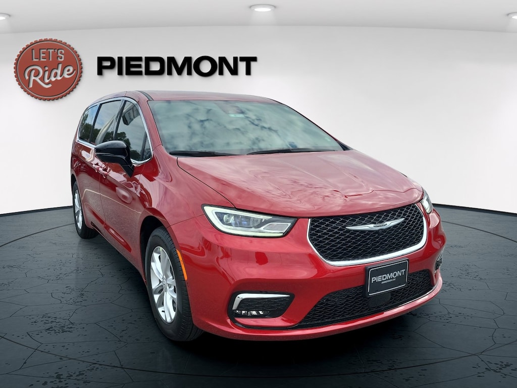 New 2026 Chrysler Pacifica SELECT Passenger Van