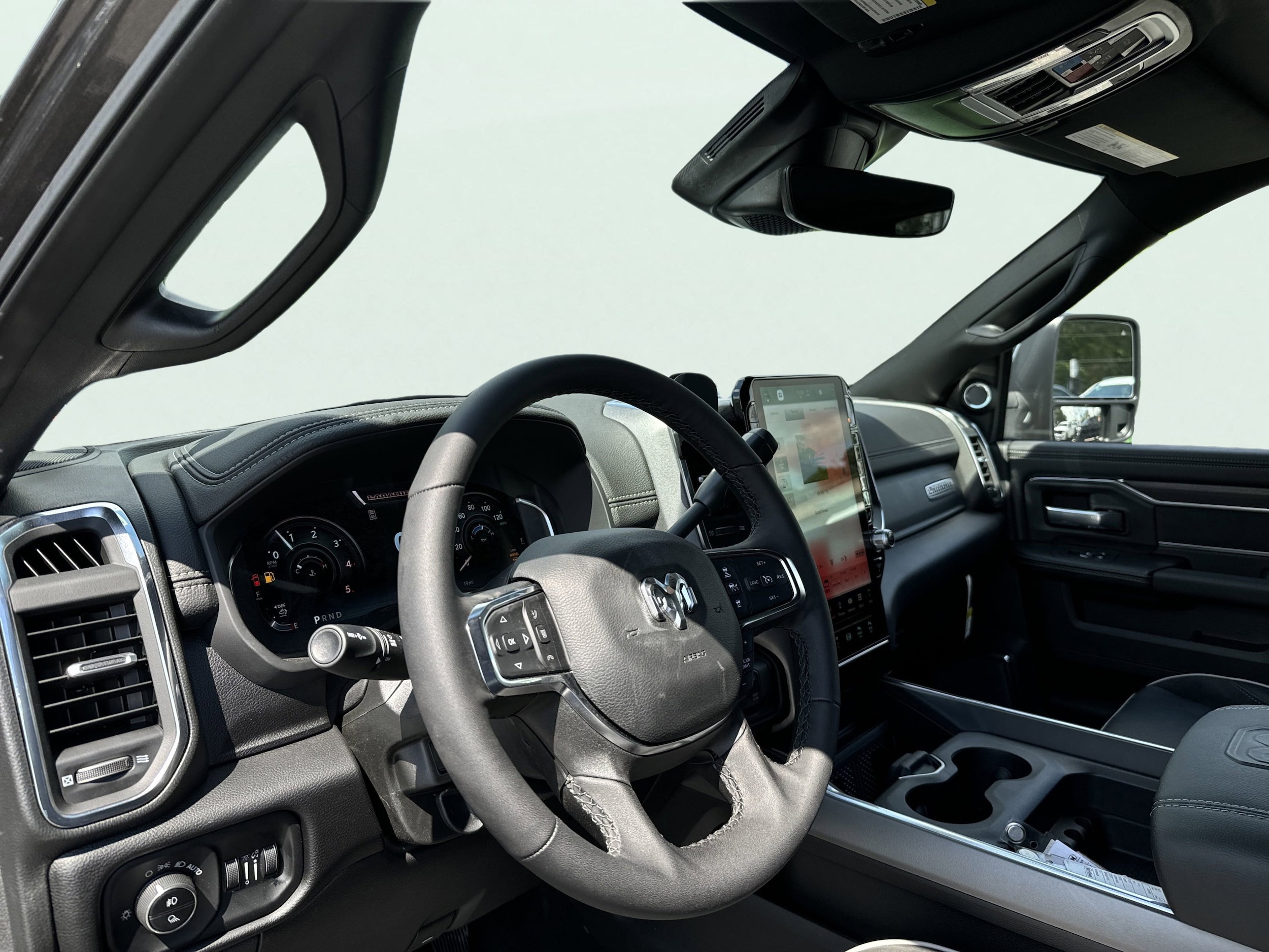 2025 RAM 2500 Laramie - Photo 21