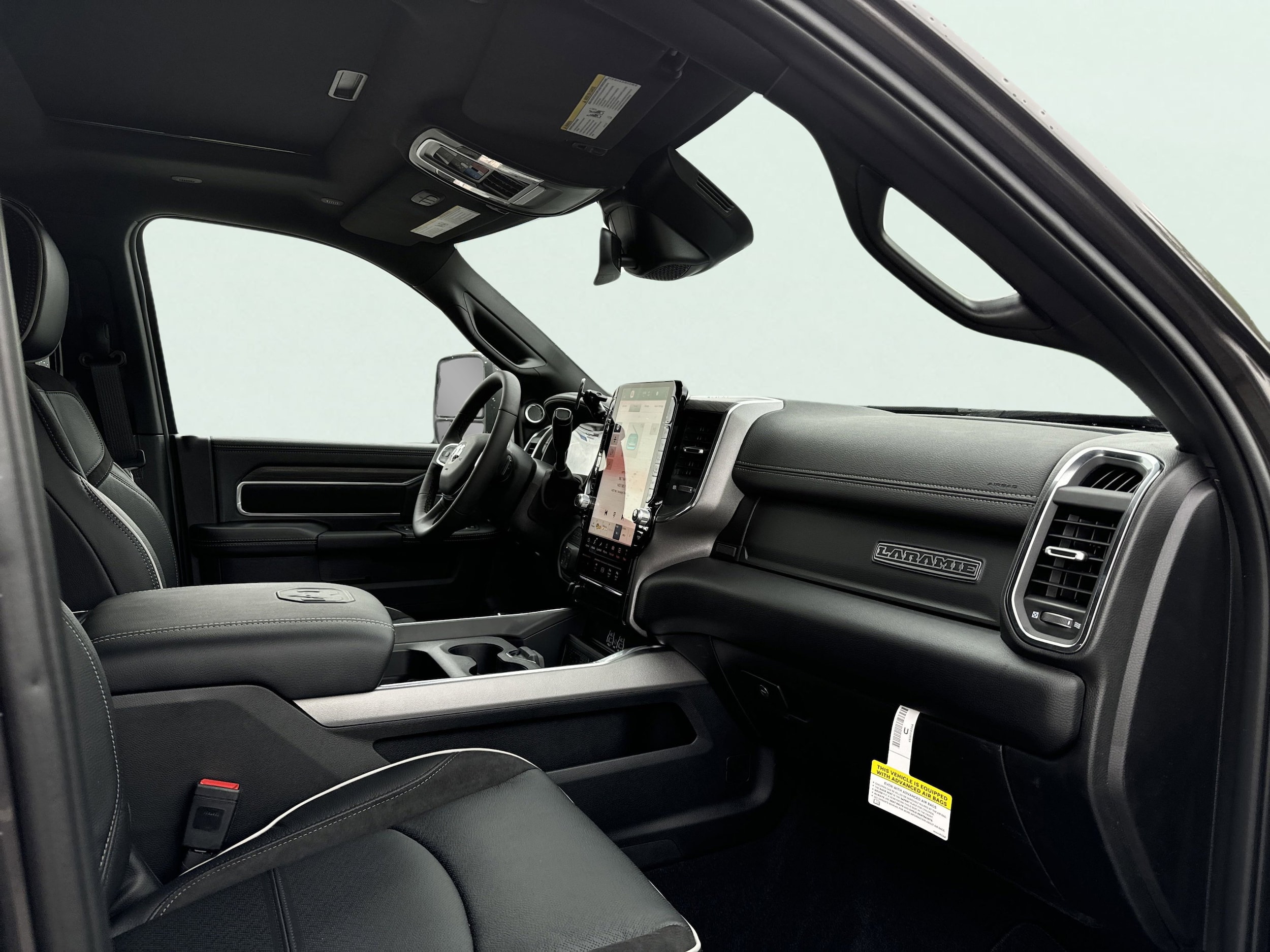 2025 RAM 2500 Laramie - Photo 10