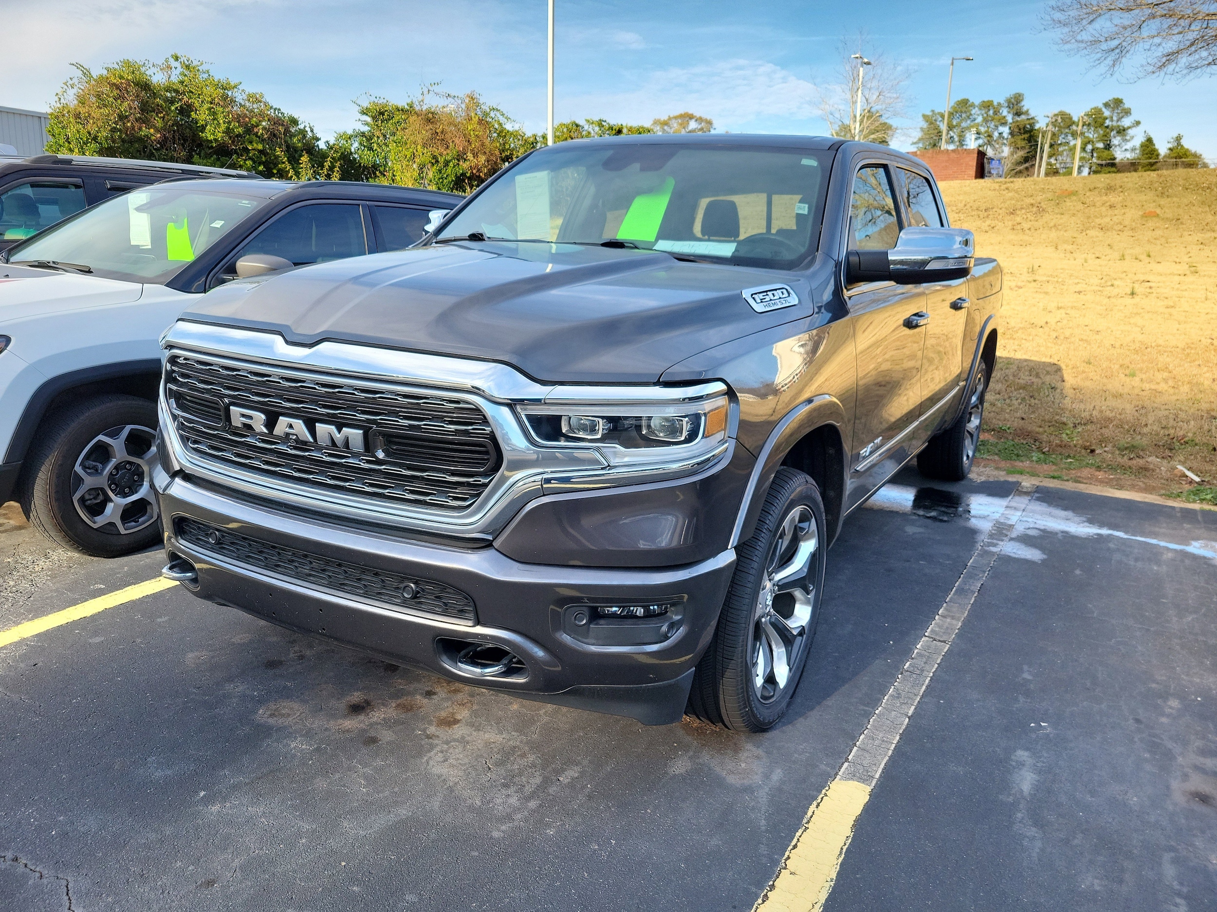 2022 RAM Ram 1500 Pickup Limited's photo