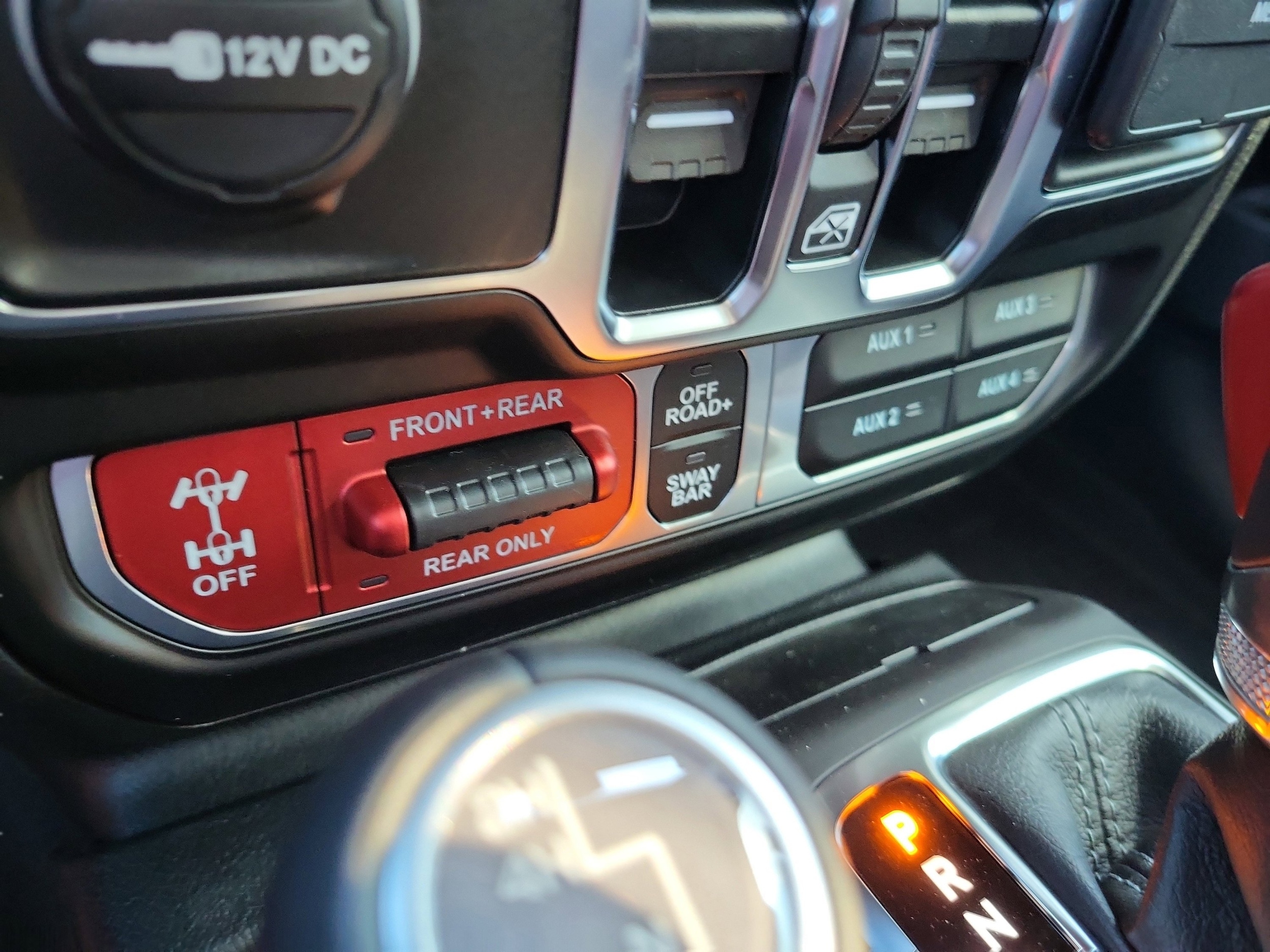 2025 Jeep Gladiator Rubicon - Photo 34