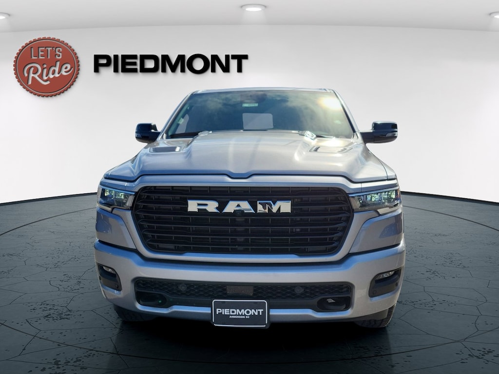 New 2026 Ram 1500 LARAMIE CREW CAB 4X4 5'7 BOX Pickup