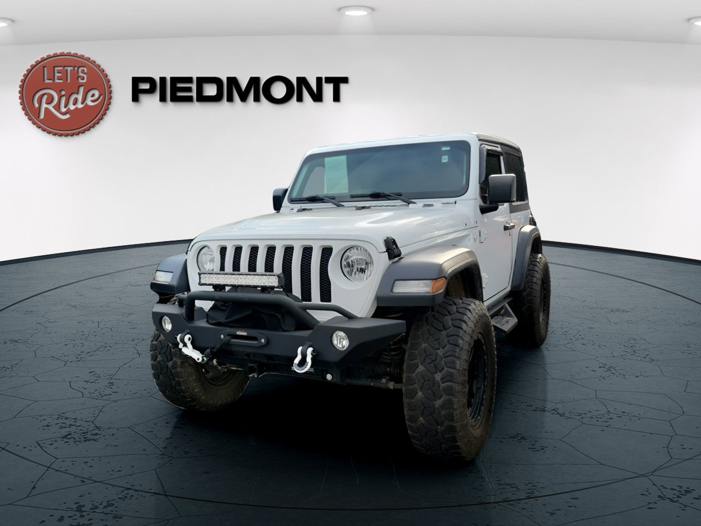 2020 Jeep Wrangler Sport S's photo