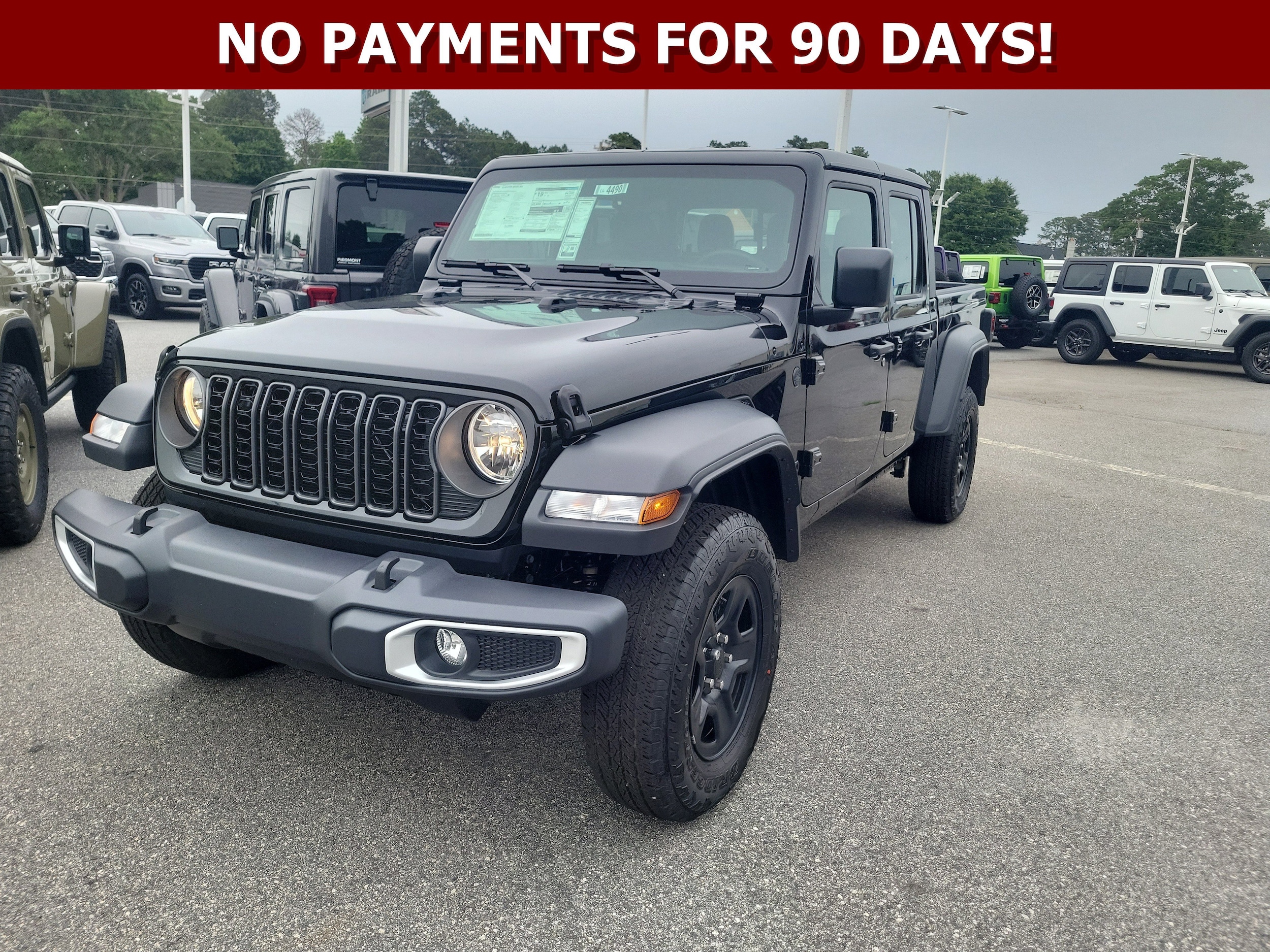 2026 Jeep Gladiator Sport Auto's photo